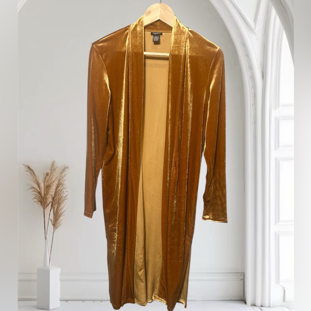GOLD SHIMMERING Women's Cape Shrug - SIZE: MEDIUM - Rue21 - Festive Fall Wear